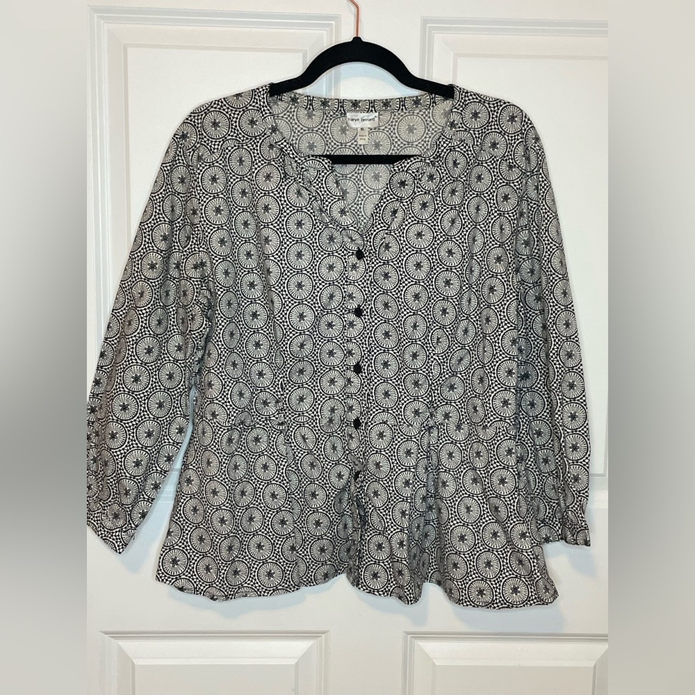 Harvé Benard XL Black White Medallion Print Peplum Button Front Top